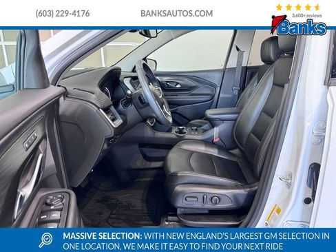 Certified 2022 GMC Terrain SLT w/ Tech Package image 8