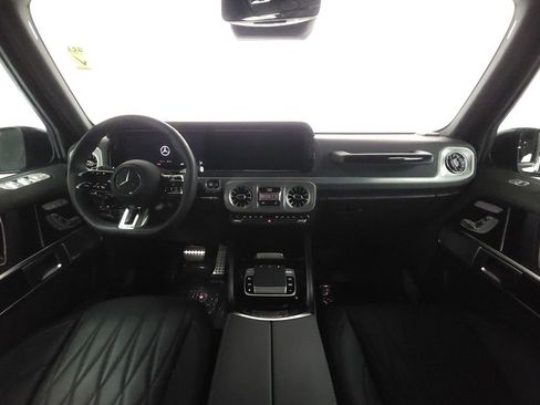 Used 2025 Mercedes-Benz G 63 AMG 4MATIC image 27