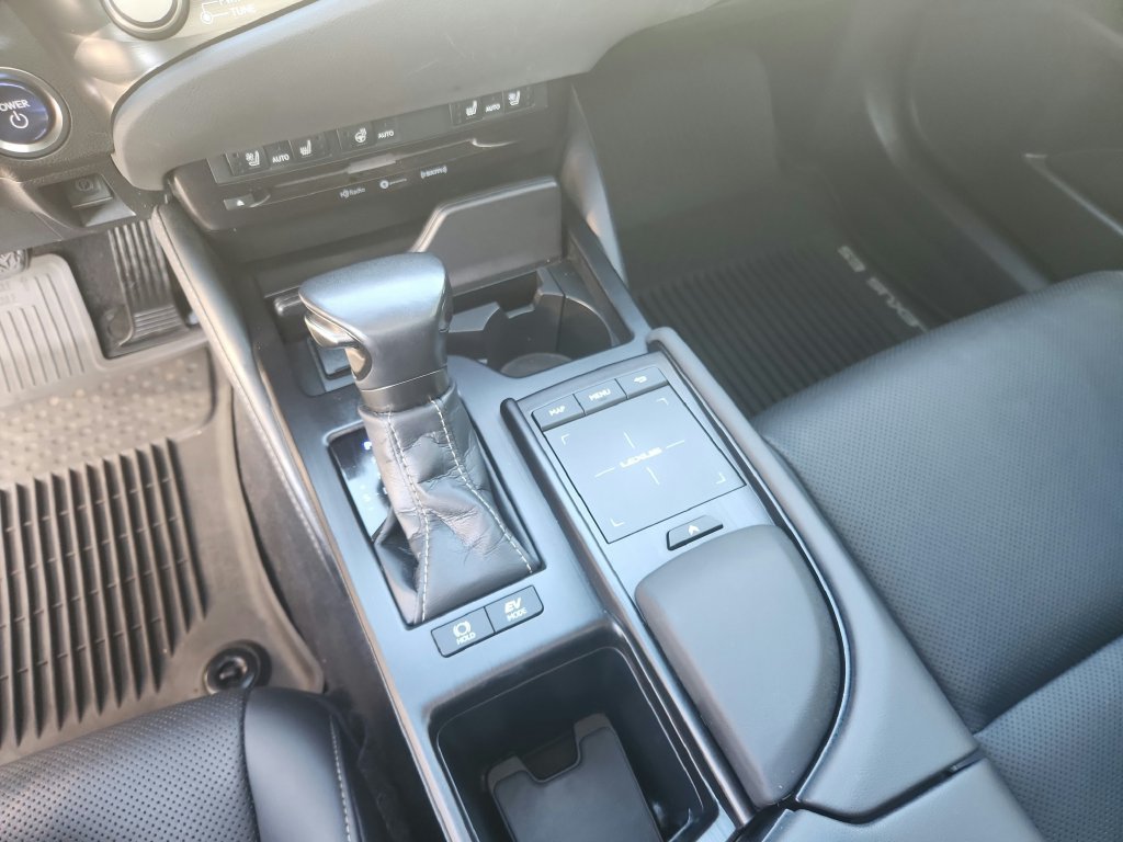 Used 2021 Lexus ES 300h w/ Premium Package FWD image 15