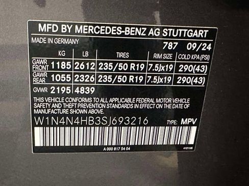 Certified 2025 Mercedes-Benz GLA 250 4MATIC image 34
