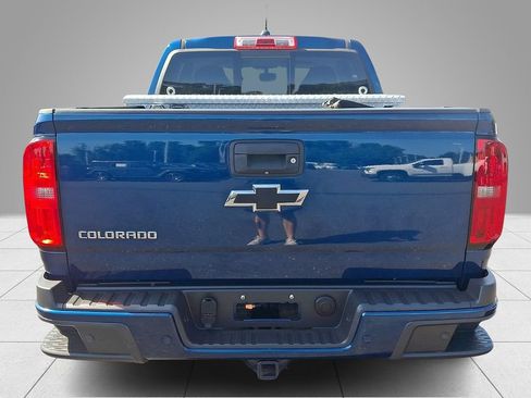 Used 2019 Chevrolet Colorado Z71 AWD/4WD image 6