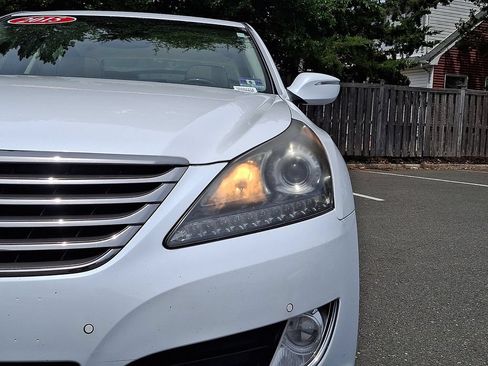 Used 2015 Hyundai Equus Signature RWD image 23