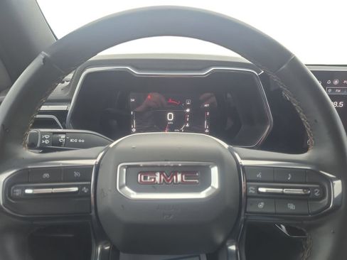 Used 2023 GMC Canyon AT4 w/ AT4 Premium Package AWD/4WD image 14