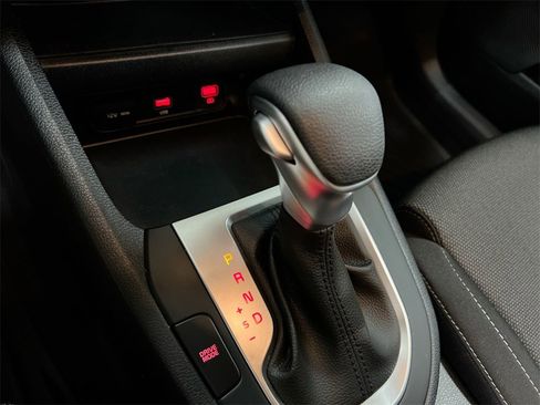 Used 2024 Kia Forte LXS w/ LXS Technology Package image 16