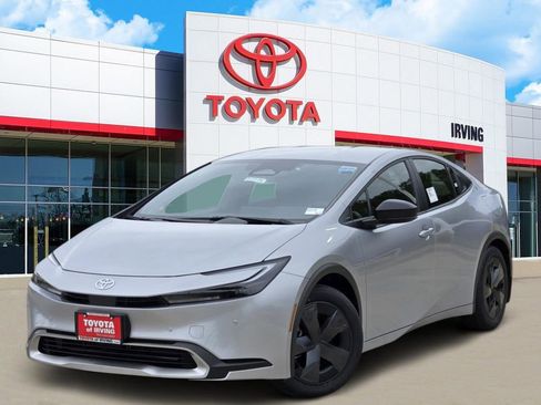 New 2026 Toyota Prius Plug-In Hybrid FWD image 1
