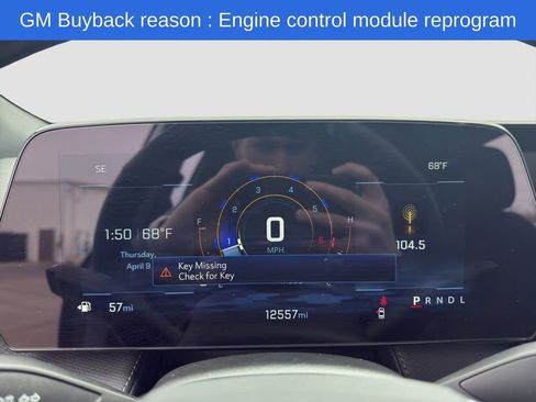Used 2025 Chevrolet Equinox LT w/ Safety and Technology Package FWD image 11