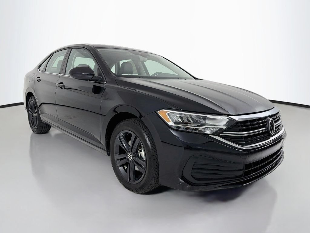 Used 2024 Volkswagen Jetta SE w/ Panoramic Sunroof Package FWD image 1