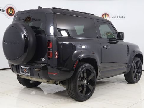 Used 2023 Land Rover Defender 90 X-Dynamic SE AWD/4WD image 3
