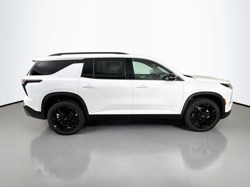 New 2026 Chevrolet Traverse LT w/ Driver Confidence Package AWD/4WD image 10