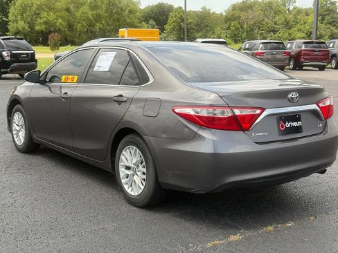 Used 2016 Toyota Camry LE FWD image 7