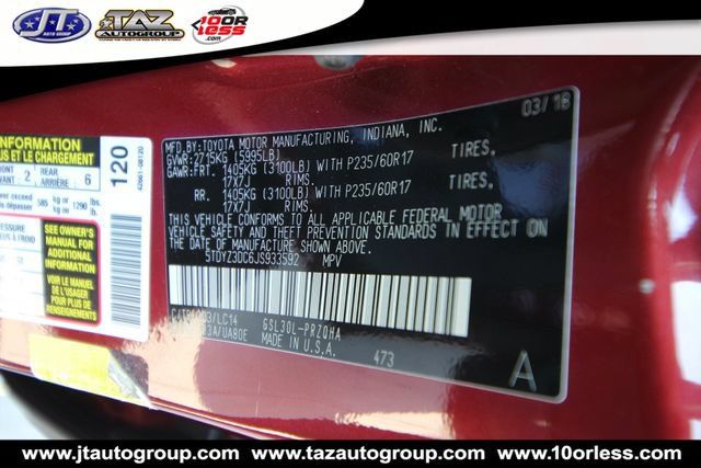 Used 2018 Toyota Sienna XLE Premium w/ Carpet Mat Package FWD image 27