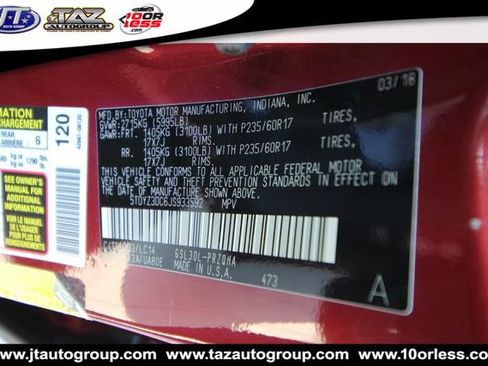 Used 2018 Toyota Sienna XLE Premium w/ Carpet Mat Package FWD image 27