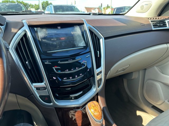 Used 2014 Cadillac SRX Luxury AWD/4WD image 41