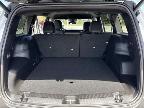 New 2026 Jeep Cherokee Laredo image 33