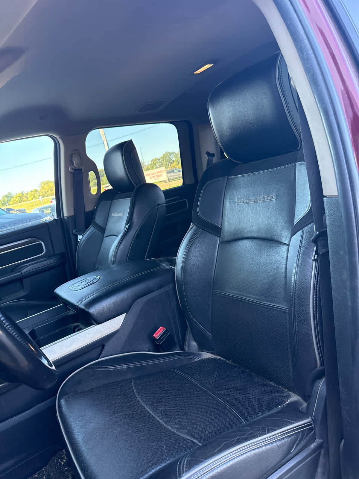 Used 2020 RAM 3500 Laramie AWD/4WD image 11