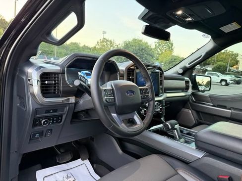 Used 2025 Ford F150 Lariat w/ Equipment Group 501A Mid AWD/4WD image 16