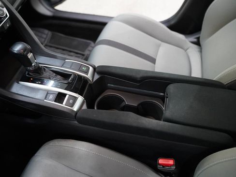 Used 2020 Honda Civic EX image 21