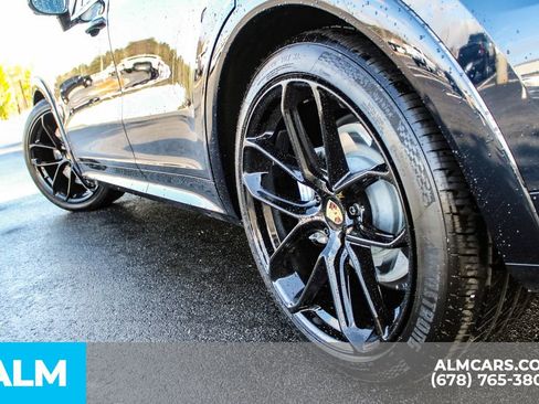 Used 2023 Porsche Cayenne Turbo image 14