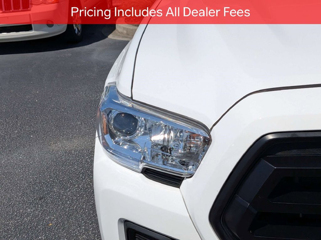 Used 2022 Toyota Tacoma SR w/ SR Convenience Package RWD image 11