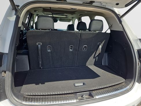 Used 2024 Kia Telluride SX w/ Towing Package AWD/4WD image 9