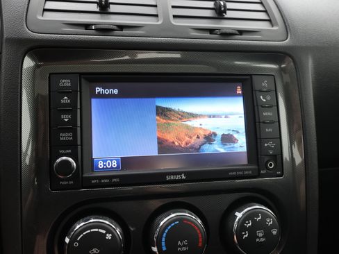 Used 2010 Dodge Challenger R/T RWD image 34
