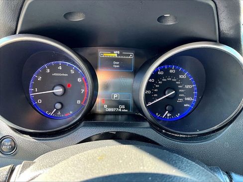 Used 2018 Subaru Legacy 2.5i Premium w/ Eyesight & BSD & Rcta & HBA AWD/4WD image 17