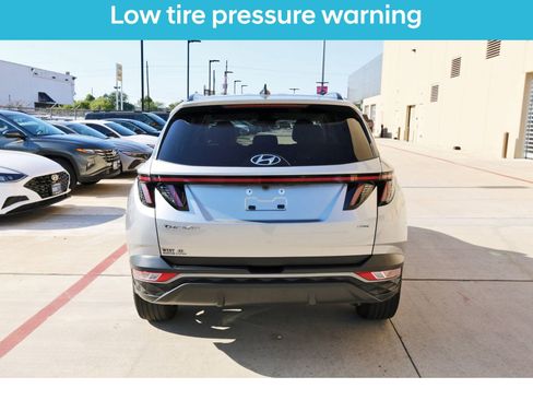 Certified 2023 Hyundai Tucson SEL w/ Convenience Package AWD/4WD image 8