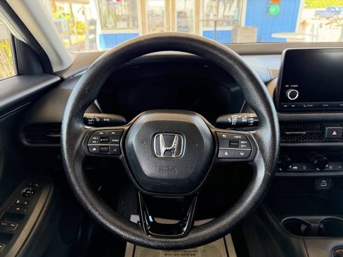 Used 2023 Honda HR-V LX image 14