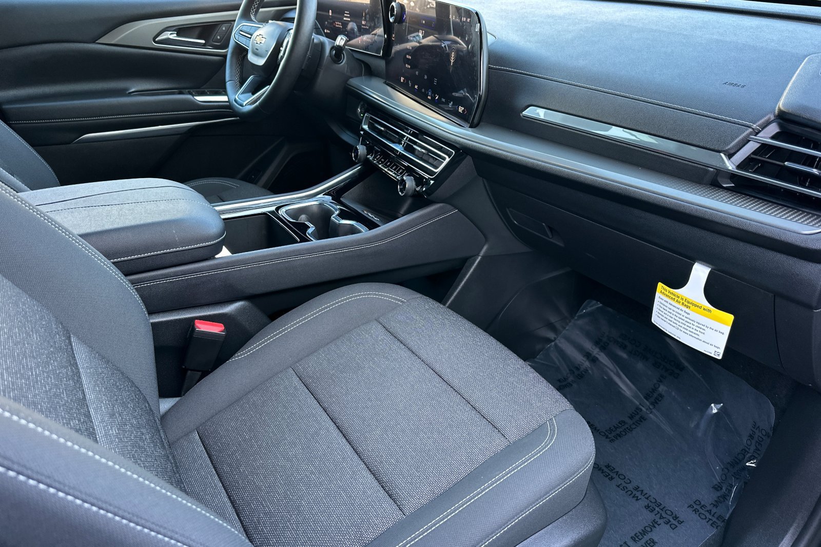 Used 2026 Chevrolet Traverse LT w/ LPO, Floor Liner Package FWD image 21