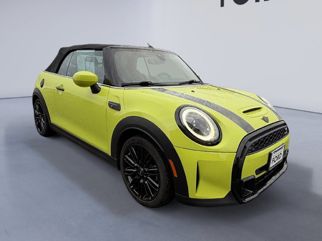 Used 2023 MINI Cooper S w/ Signature Upholstery Package FWD image 9