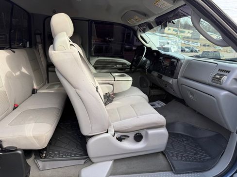 Used 2006 Ford F350 4x4 SuperCab Super Duty image 60