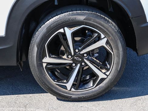 Used 2023 Chevrolet TrailBlazer RS image 11