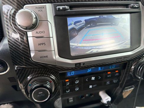 Used 2017 Toyota 4Runner Limited AWD/4WD image 9