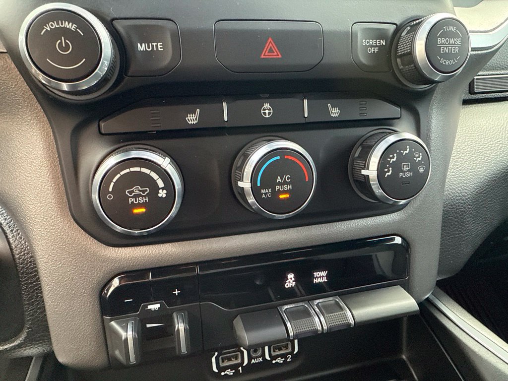 Used 2023 RAM 1500 Big Horn AWD/4WD image 29