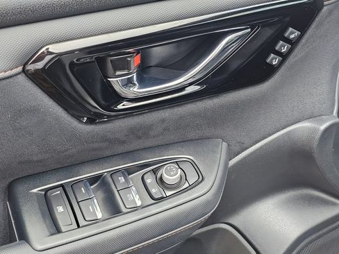 Used 2025 Subaru Forester Touring w/ Popular Package - Touring AWD/4WD image 23