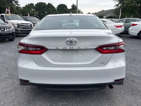 Used 2023 Toyota Camry LE w/ Convenience Package FWD image 6