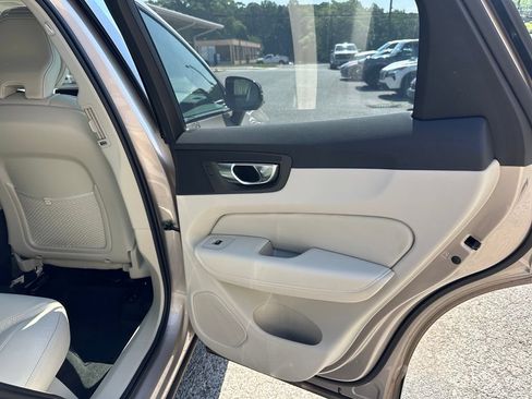 Used 2026 Volvo XC60 B5 Ultra w/ Protection Package Premier AWD/4WD image 19