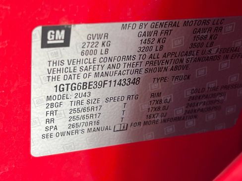 Used 2015 GMC Canyon SLE w/ All-Terrain Package AWD/4WD image 30