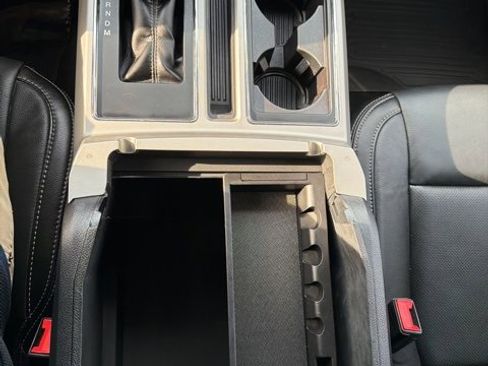 Used 2020 Ford F150 Lariat w/ FX4 Off-Road Package image 14