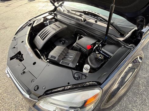 Used 2017 Chevrolet Equinox LT image 39