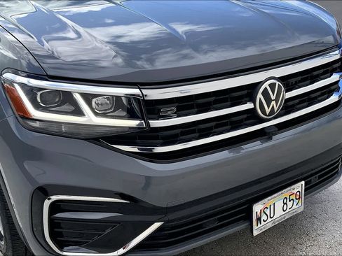 Used 2022 Volkswagen Atlas Cross Sport SEL Premium R-Line AWD/4WD image 33
