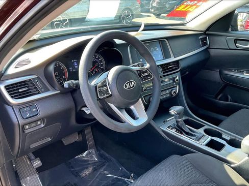 Used 2019 Kia Optima LX image 14