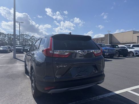 Used 2018 Honda CR-V EX image 3