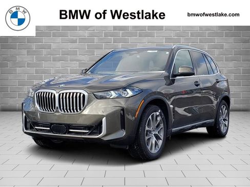 New 2026 BMW X5 xDrive40i w/ Premium Package AWD/4WD image 1