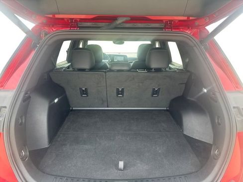 Used 2025 Chevrolet Equinox LT w/ Convenience Package II image 16