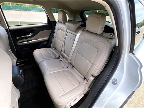 Used 2020 Lincoln Corsair FWD w/ Equipment Group 101A image 18