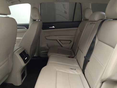 Used 2022 Volkswagen Atlas SE image 18