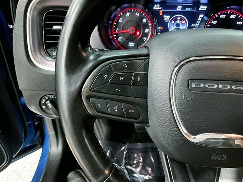 Used 2021 Dodge Charger SXT w/ Blacktop Package RWD image 11