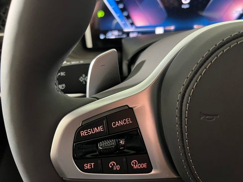 Used 2026 BMW X5 xDrive50e image 16