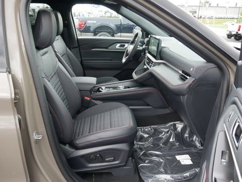 New 2026 Ford Explorer ST-Line w/ ST-Line Street Pack AWD/4WD image 28